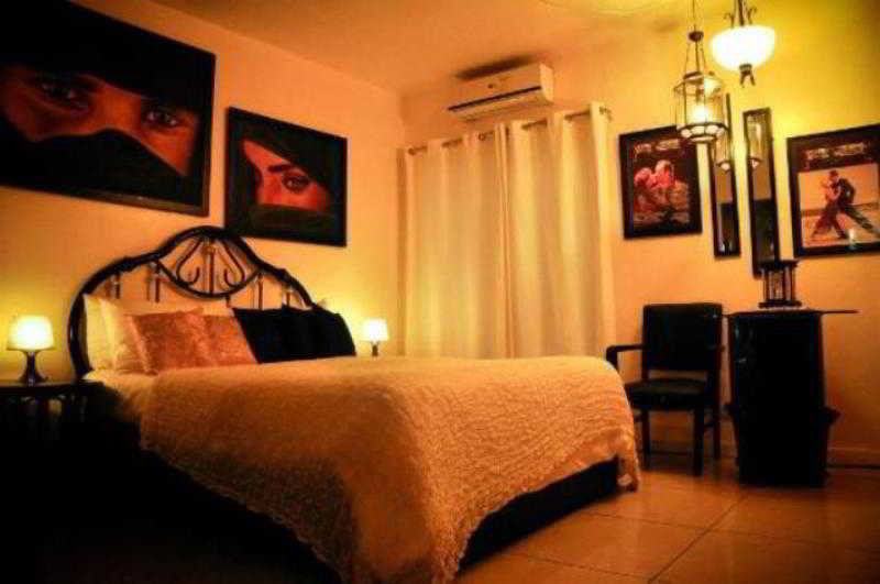Bed and Breakfast Casa Amapola Manila Taguig Zewnętrze zdjęcie